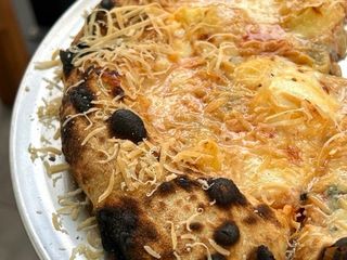 Піца "Сирна" (500g)