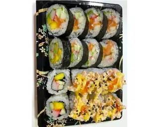 11. Futomaki  e Califónia Delícias do Mar (16 peças)
