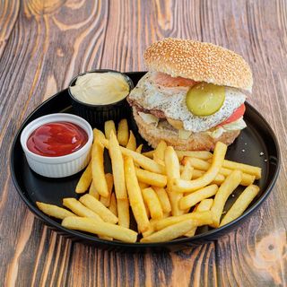 Rock n Roll burger + pomfrit 200g