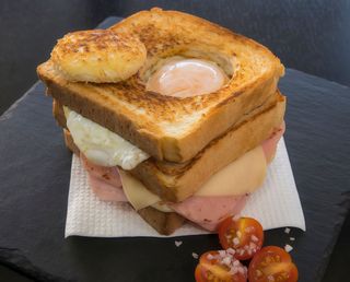 SA-3 Sándwich 3 pisos