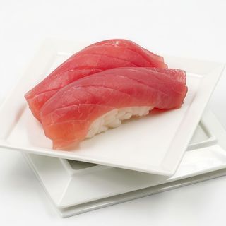 46. Nigiri tonno