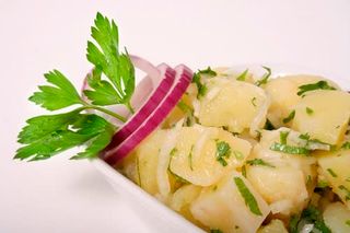 Салата картофи (250г)