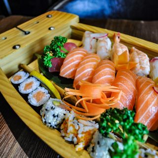 36. Sushi misto grande