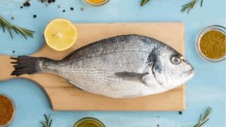 Dorada patroszona 350-500g