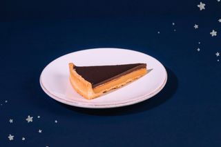 Fatia tarte de caramelo salgado
