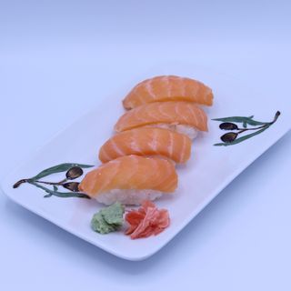 85. Sushi De Salmón (4 Uds.)