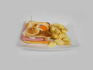 Sándwich Mixto Doble Con Huevo