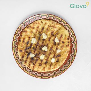 Домашна пърленка с масло и чесън (1бр)