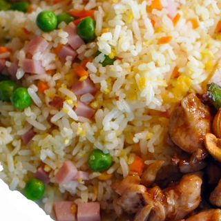 Combo 1 Arroz 3 delicias con pollo limón 