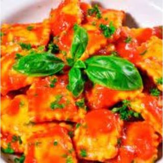 Raviolis A La Boloñesa