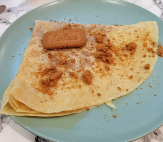 Crepe de crema Lotus