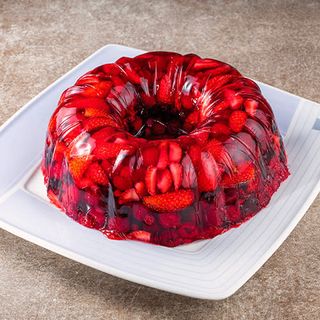 ჟელეს დესერტი ცოცხალი ხილით