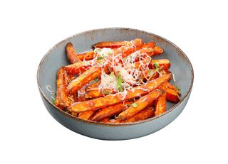 Сладък картоф с пармезан и билки (250г)