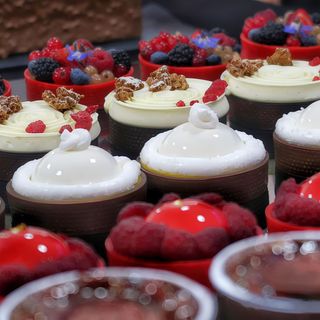 Surprise box with Desserts