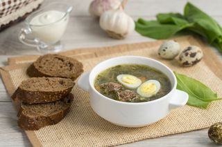 Щи зеленые в горшочке