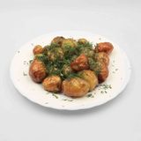 Задушени бейби картофи с копър