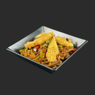 Rice noodles with chicken