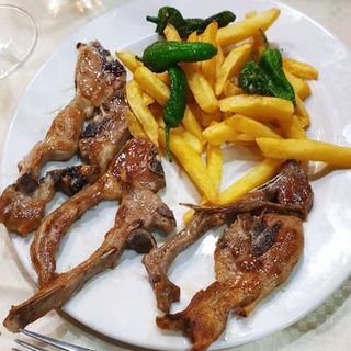 Bandeja De Chuletas Cordero Lechal Para 2 Personas