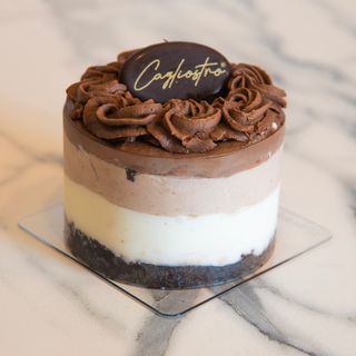 TORTA AI TRE CIOCCOLATI