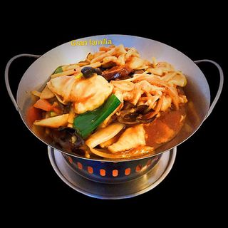 52 Pollo Con Champiñones, Bambú Y Setas Chinas