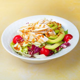 Avoca salata sa piletinom