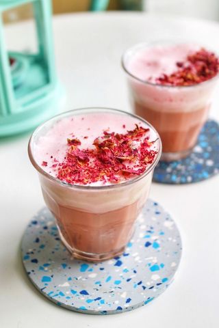 Клубничное Латте