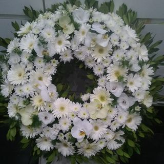 Coroa fúnebre branco