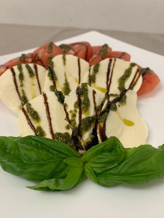 Салата Капрезе (300г)