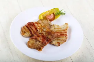1/2 Dose Lombinhos de Porco com Bacon