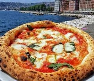 Pizza Napoli