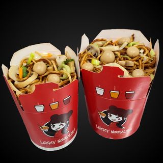 Noodles de grau cu legume si ciuperci mare