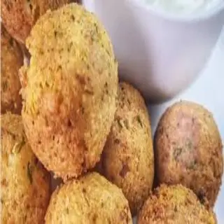 Ración de falafel con salsa ( 4 uds.)