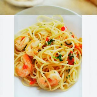 Spaghetti Aglio Con Olio Y Gambas
