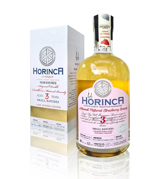Horinca superioara Capsuni extramaturata 3 ani 70 CL 40% alc