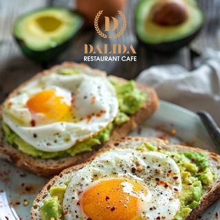 Petit Déjeuner  Avocat