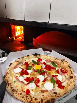 Pizza fior di carciofo corbarino