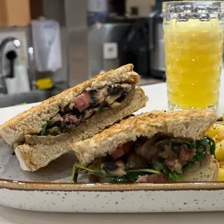Tosta de prego 