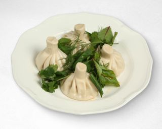 Хінкалі Тбілісурі з куркою, сиром та зеленью 4 шт (280г)