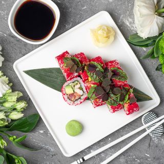 Каліфорнія з лососем та фісташками