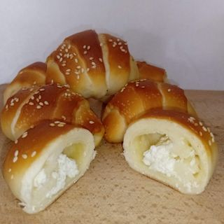 Kiflice sa sirom 1kg + Coca-Cola