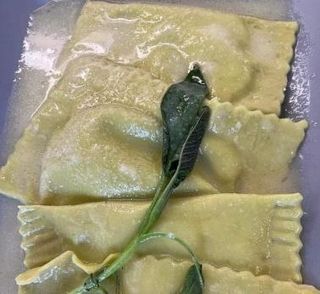 Tortelli burro e salvia
