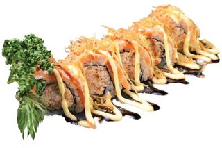 Uramaki sake cotto roll