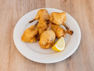 82 Bolas De Pollo Fritas (6 Uds.)