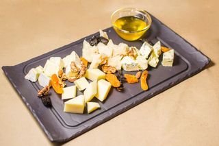Platou cu cașcaval 