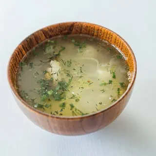 Пельмени с бульон