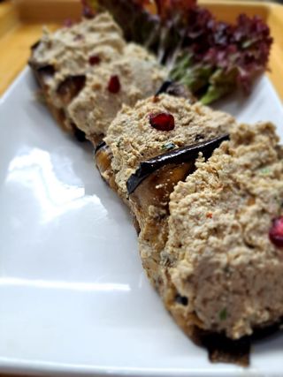 ბადრიჯანი ნიგვზით