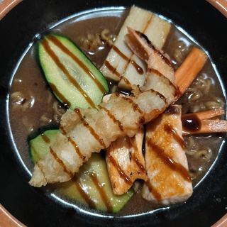 327 Ramen in brodo con pesce