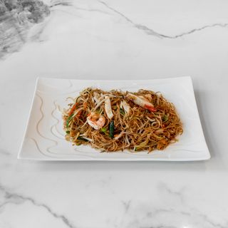 Spaghetti di riso con frutti di mare 海鲜炒粉干