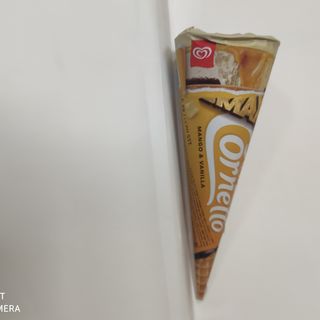 Cornetto max mango y vainilla. 