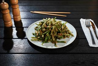  Fasole verde cu usturoi